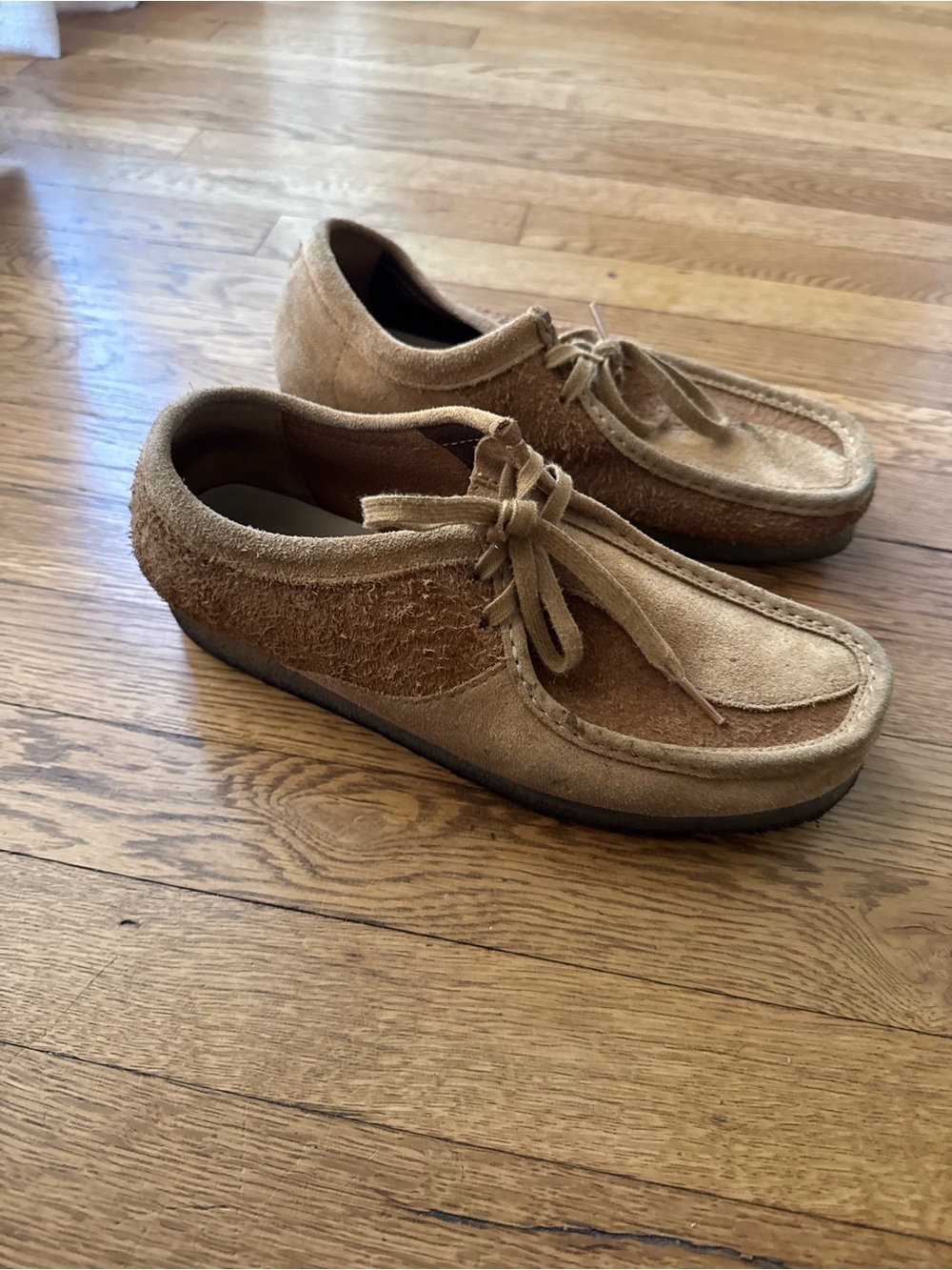 Clarks Wallabee